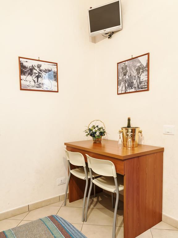 La Casa Degli Artisti 1 Nettuno